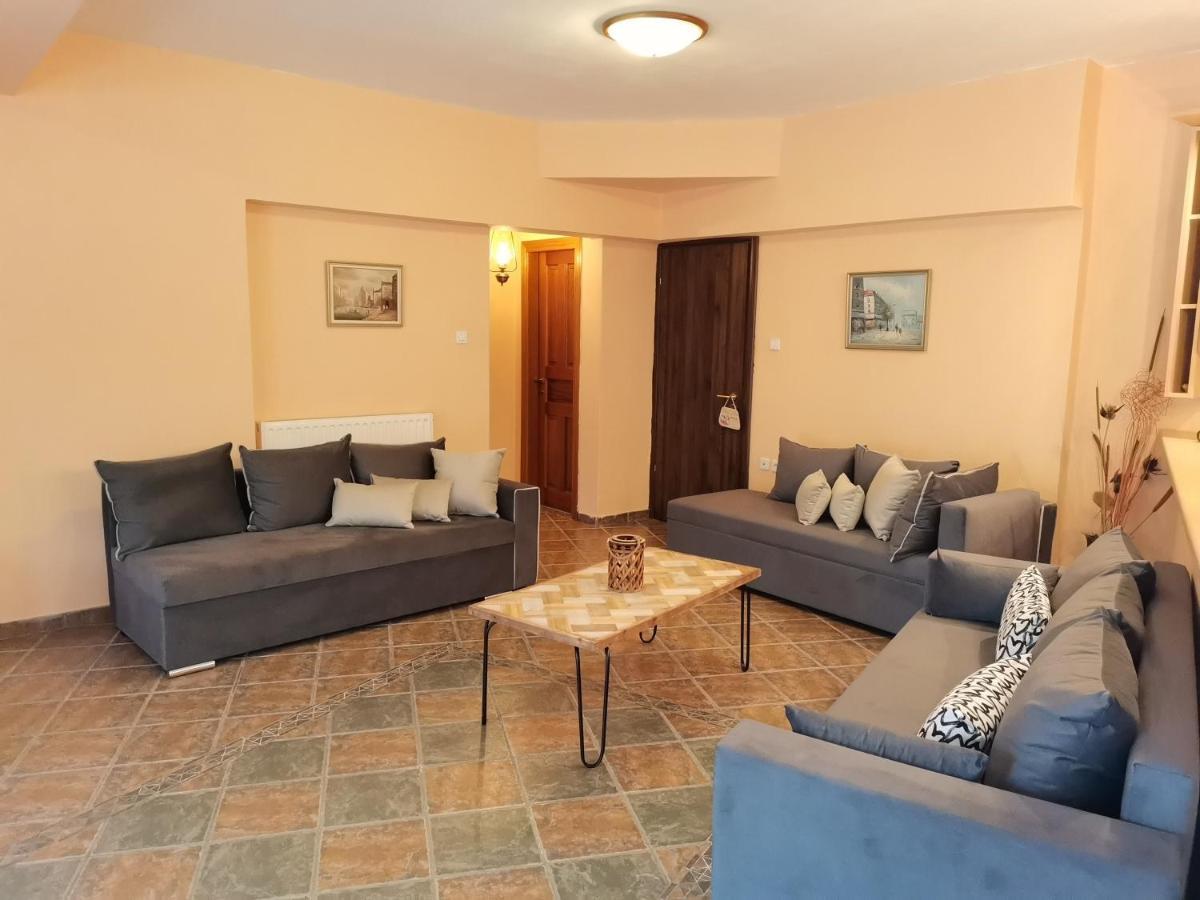 Christie'S Ground Floor Apartment By The Sea Като-Ґацеа Екстер'єр фото